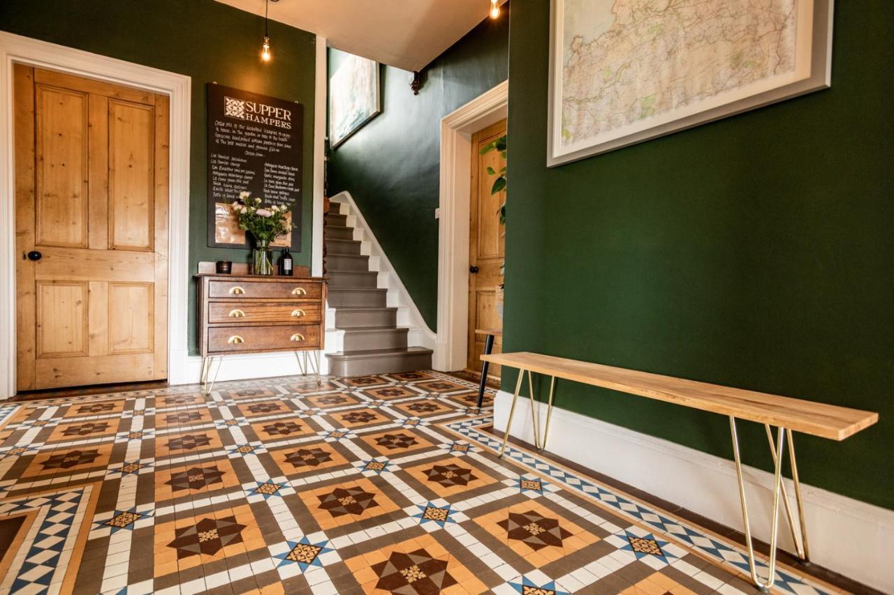 The Old Vicarage Bed and Breakfast Moylgrove Eksteriør billede