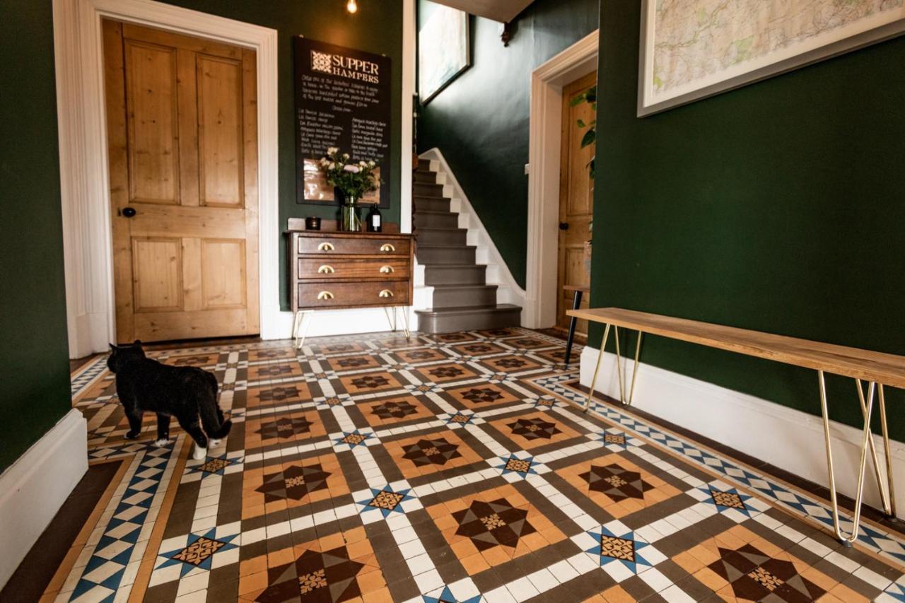 The Old Vicarage Bed and Breakfast Moylgrove Eksteriør billede